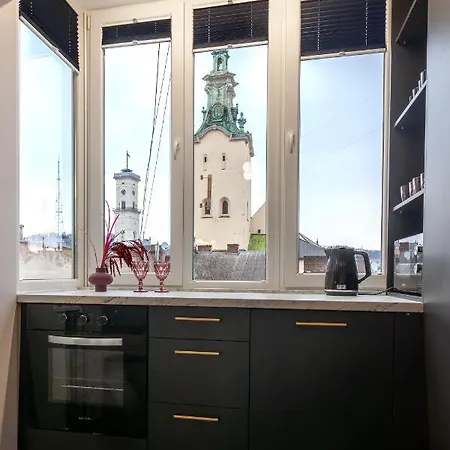 Lägenhet Leogrand On Svobody Avenue