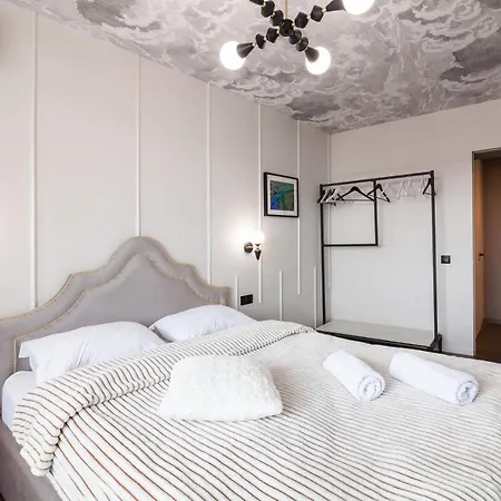 Apartment Leogrand On Svobody Avenue Lviv