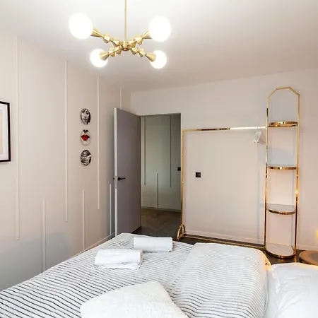 Leogrand On Svobody Avenue Lvov