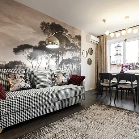 Leogrand On Svobody Avenue