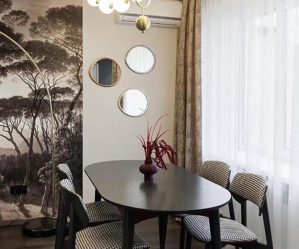 Apartamento Leogrand On Svobody Avenue *