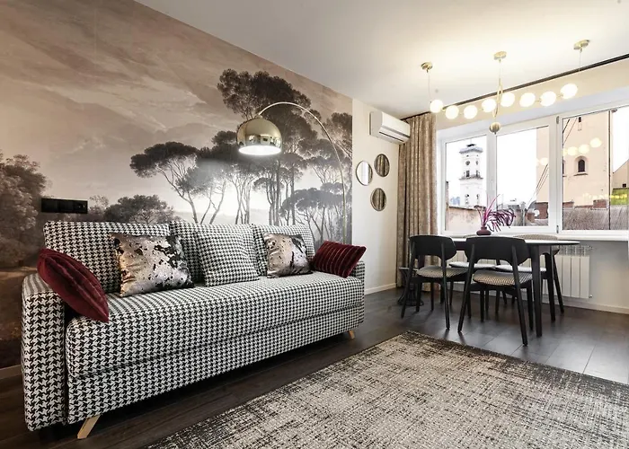 Leogrand On Svobody Avenue